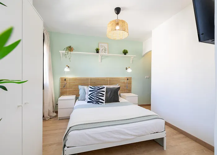 Holidays2Malaga Los Guindos 500 Mts From Beach And Promenade