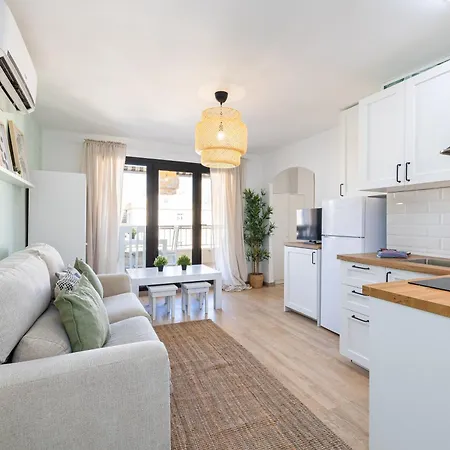 Holidays2Malaga Los Guindos 500 Mts From Beach And Promenade Exterior photo