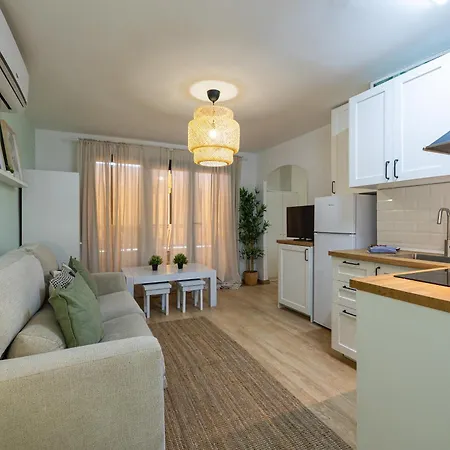 Holidays2Malaga Los Guindos 500 Mts From Beach And Promenade Exterior photo